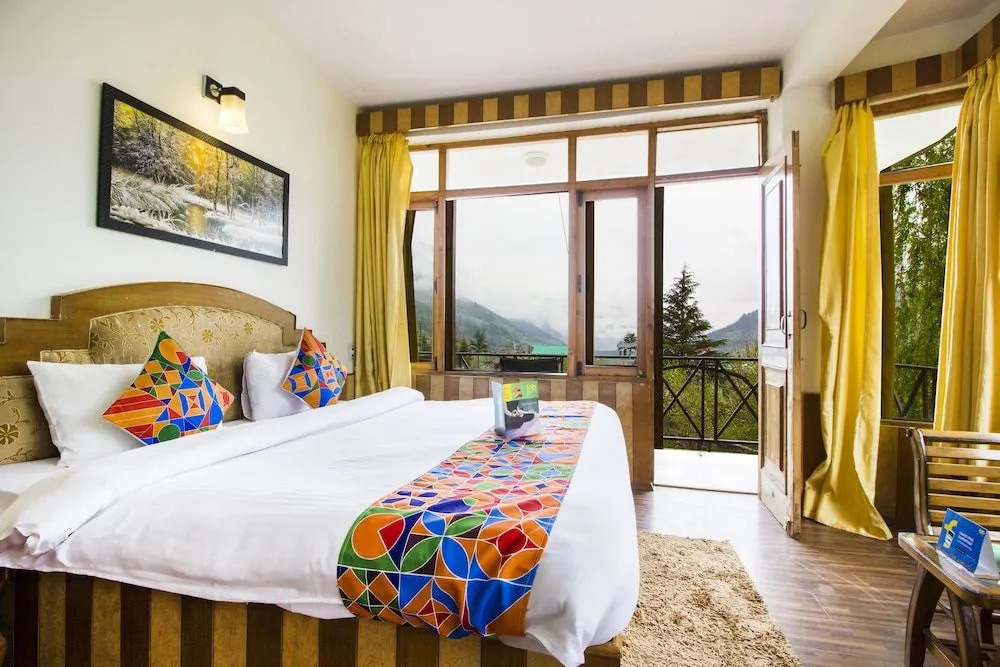 FabHotel Whispiring Wood