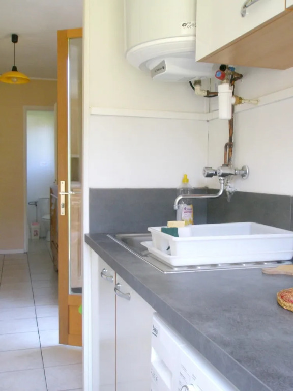House With 2 Bedrooms in Saint-pierre-de-cormeilles, With Enclosed Gar