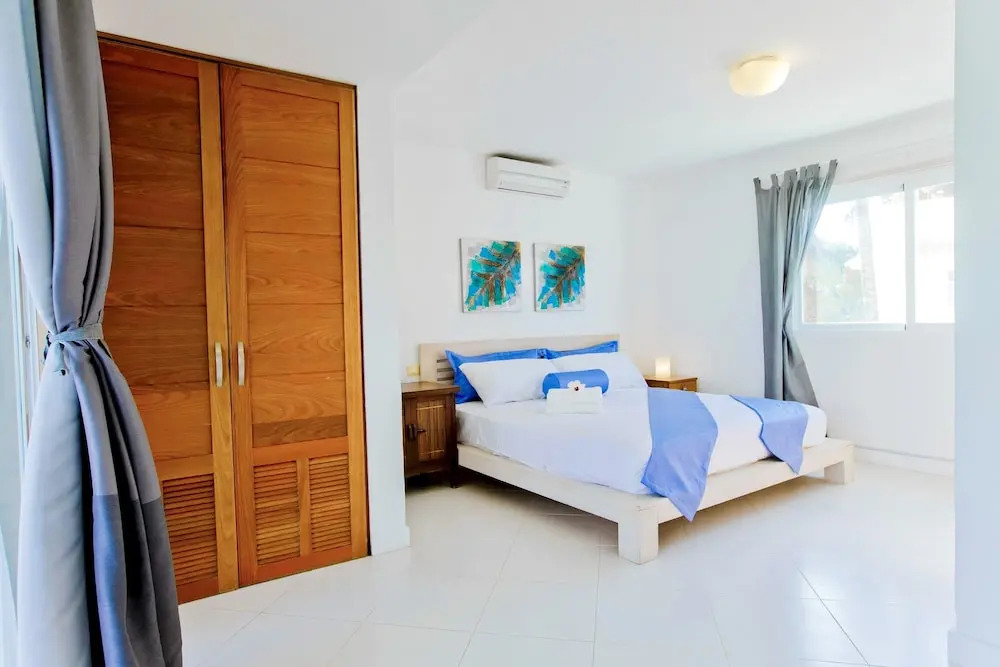Ocean View Apartment With 3 BDR at B Varo Beach
