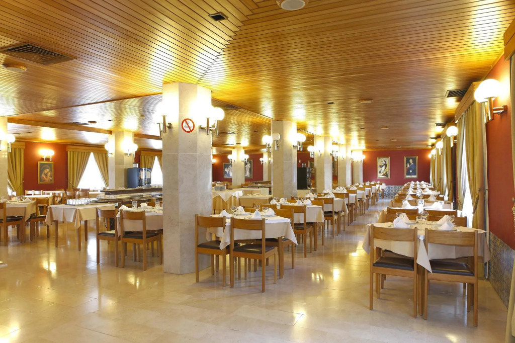 Domus Pacis Fatima Hotel