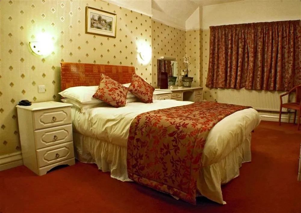 Elva Lodge Hotel
