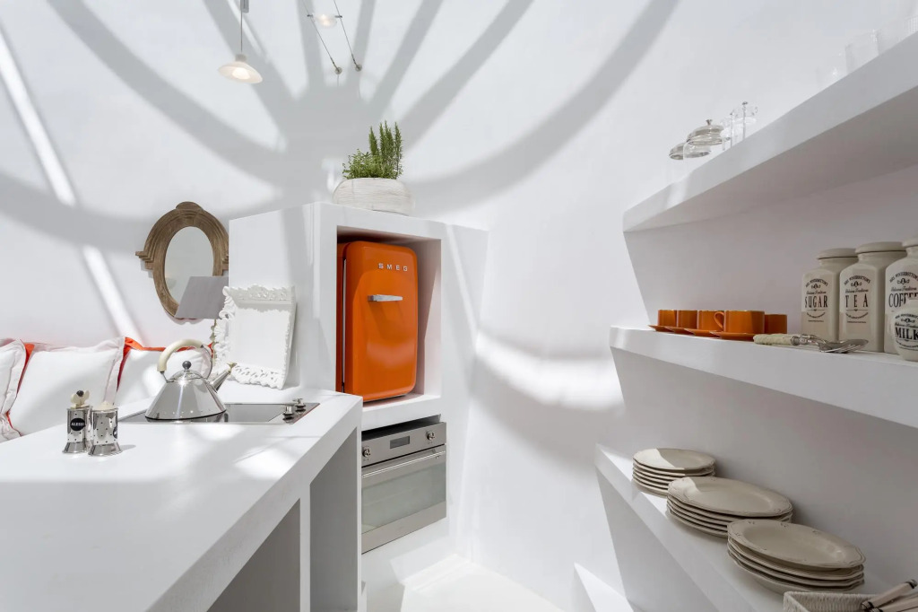 Luxury Villa in Santorini!