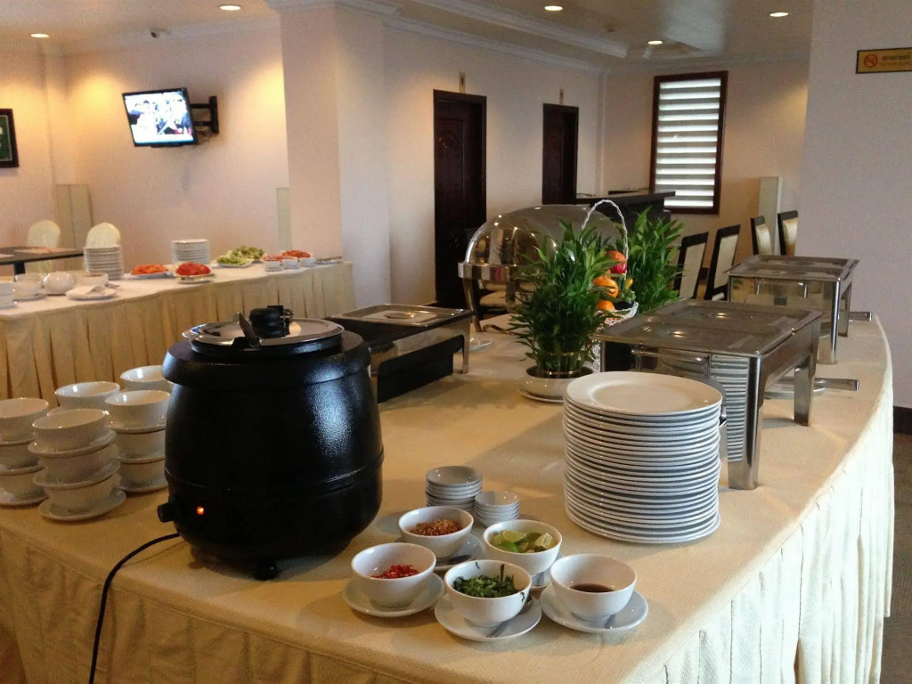 Jun Yue Hotel