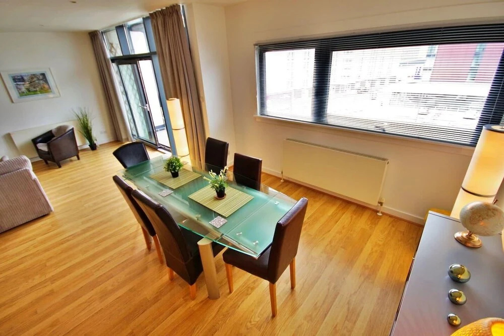 Hydro/secc 2 bed Luxury Apartment