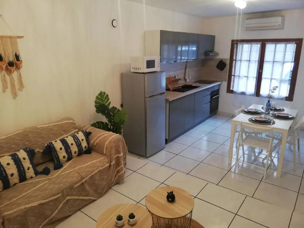 Location T2 en plein centre d'Agde