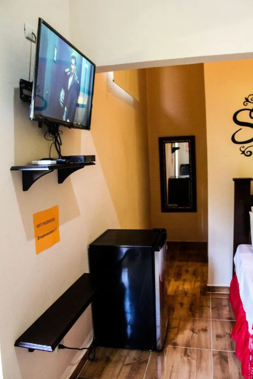 Colonial Charm Hostel