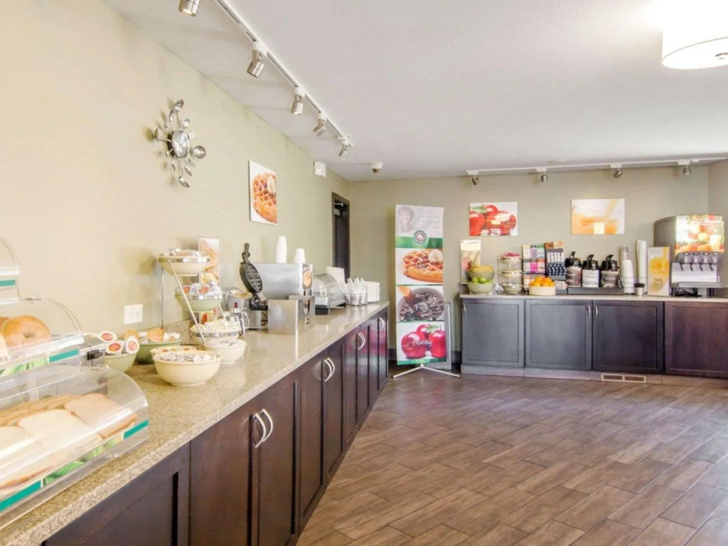 Quality Inn & Suites Portland Airport