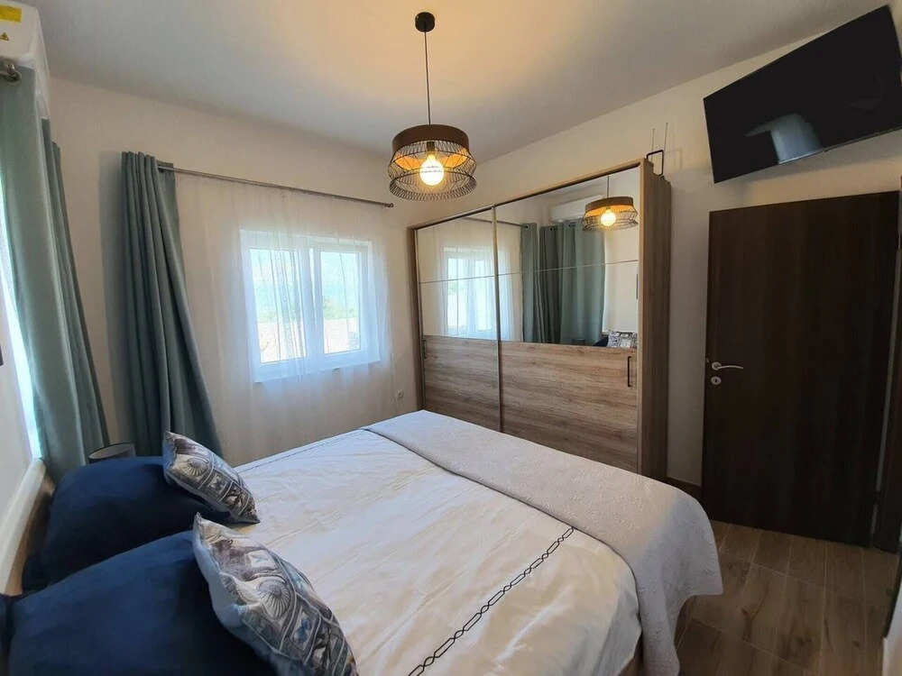 2-bed Apartment 5 Mins From Beach! Zadar, Croatia