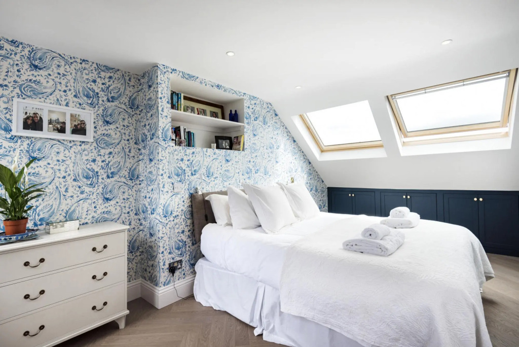 Spectacular Shepherds Bush Home Close to Westfield