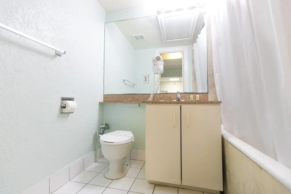634 Ocean View Hollywood Beach