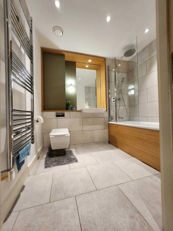 Kaf Luxury 1 Apartment in Canning Town London