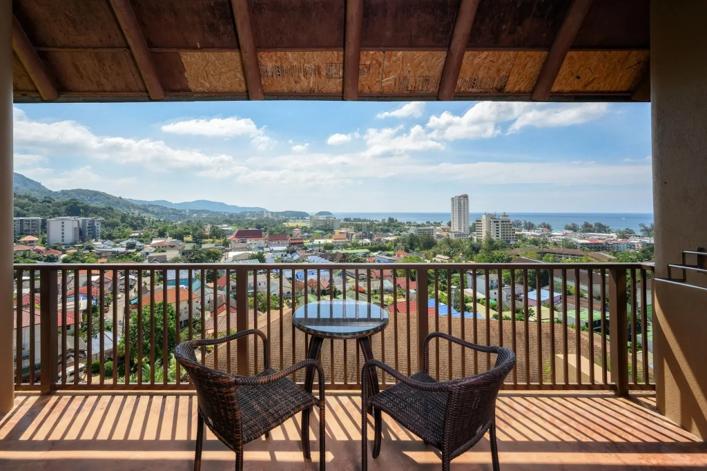 Karon Phunaka Resort