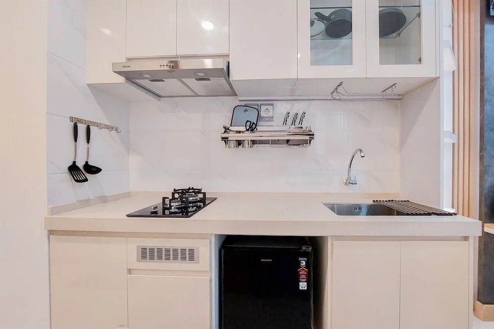 High Floor And Simply Look Studio At Sky House Bsd Apartment