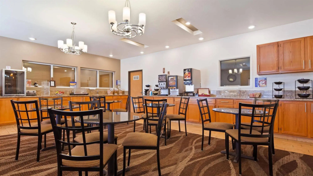 Best Western Firestone Inn & Suites