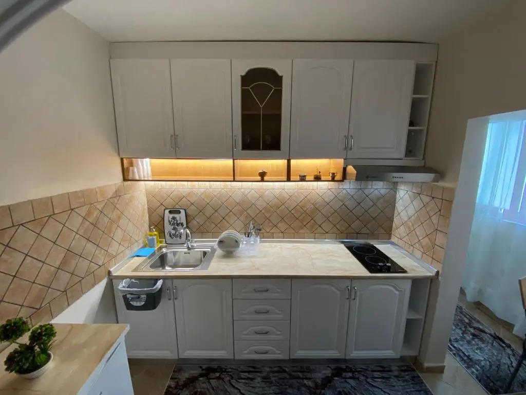 Lucas Apartment 2