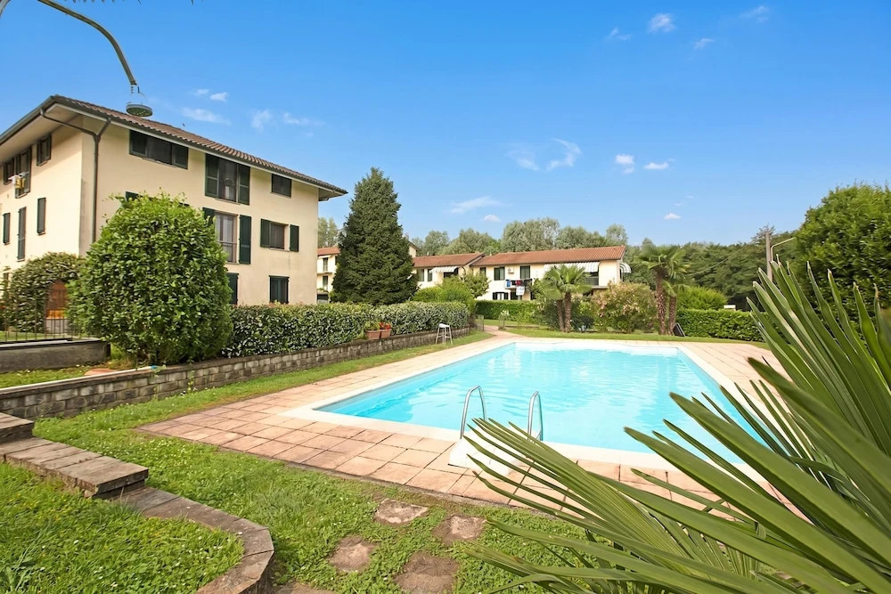 Angera Relax & Pool
