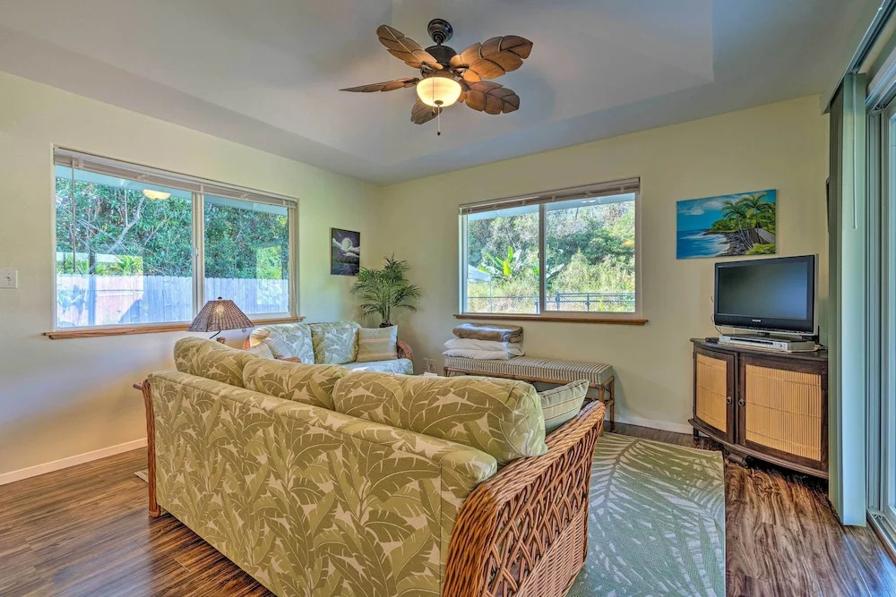 'big Island Paradise' Hawaiian Retreat w/ Patio!