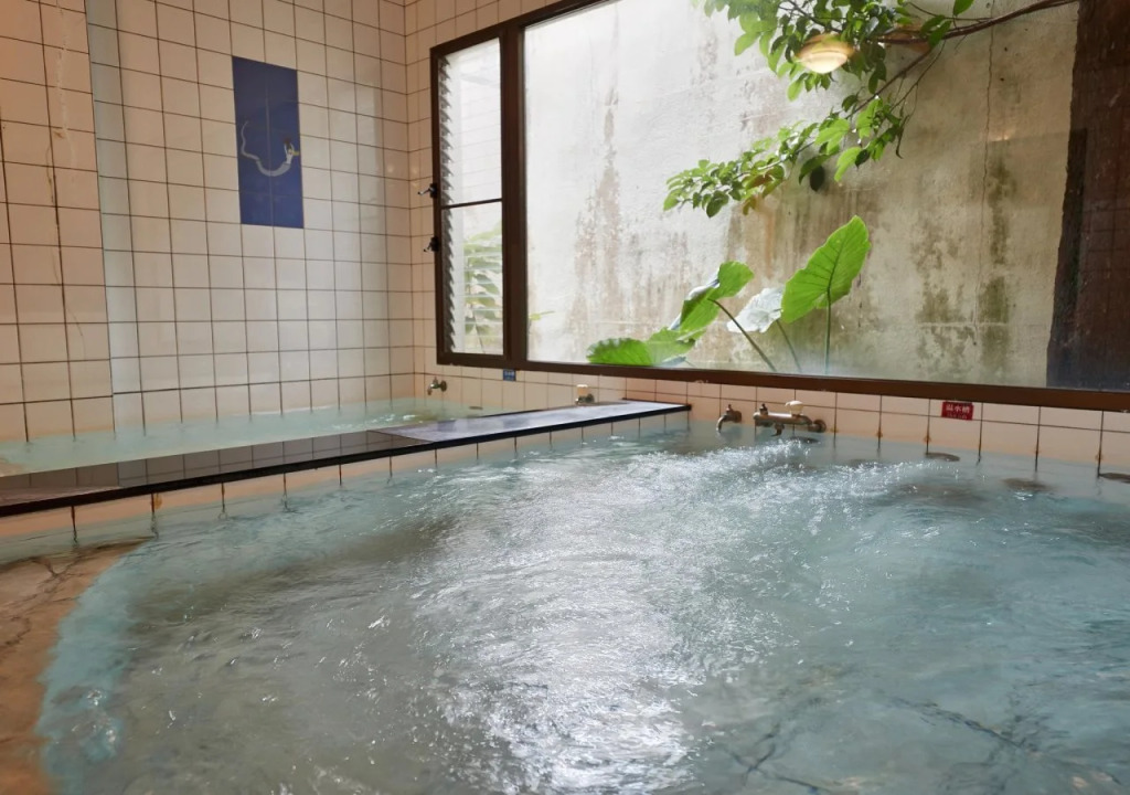 Crown Hotel Okinawa