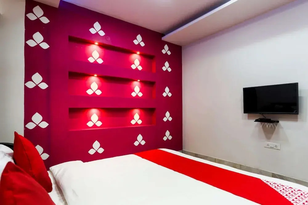 Oyo 60529 Hari Nagar Inn