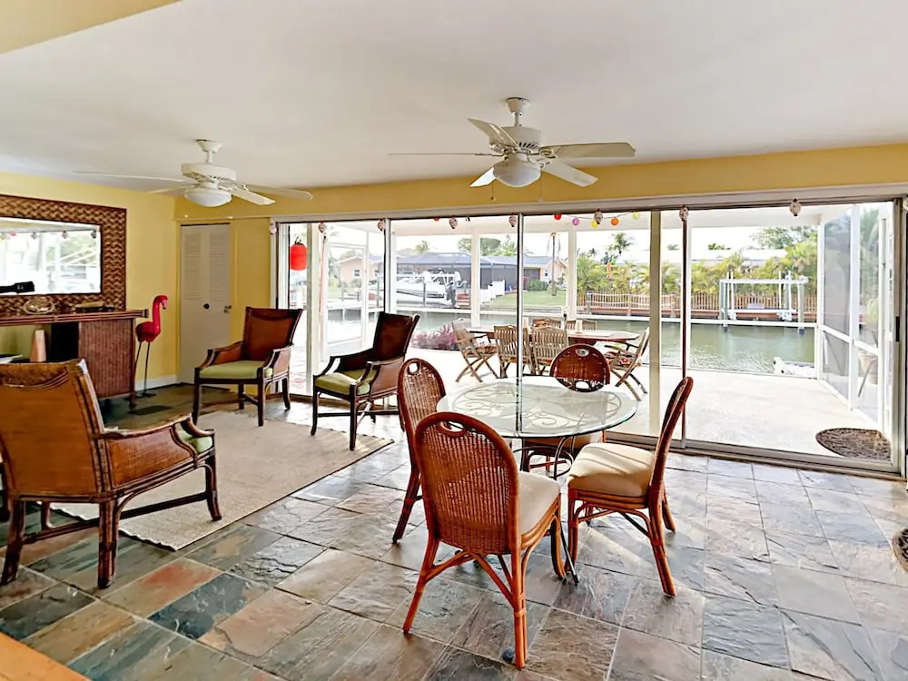 463 Washington Court Home 3 Bedrooms 2 Bathrooms Home