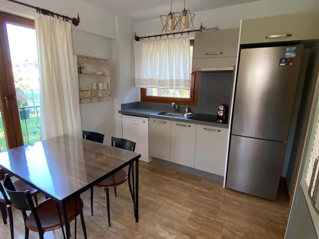 Villa Merry - 3BR Private Pool&Garden - 50m to River