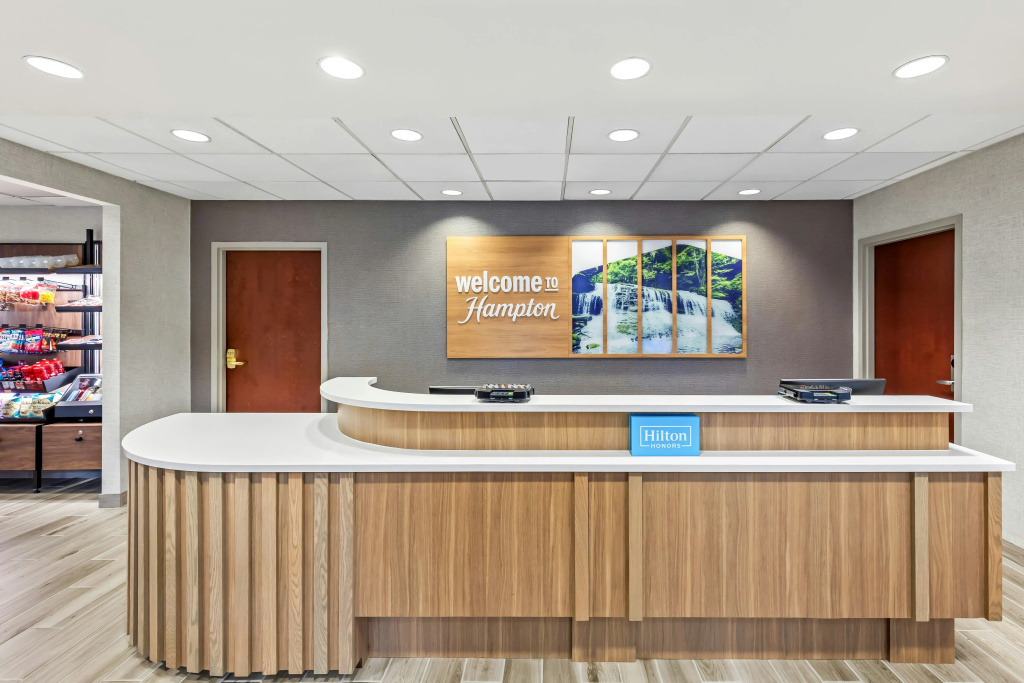 Hampton Inn & Suites Grove City
