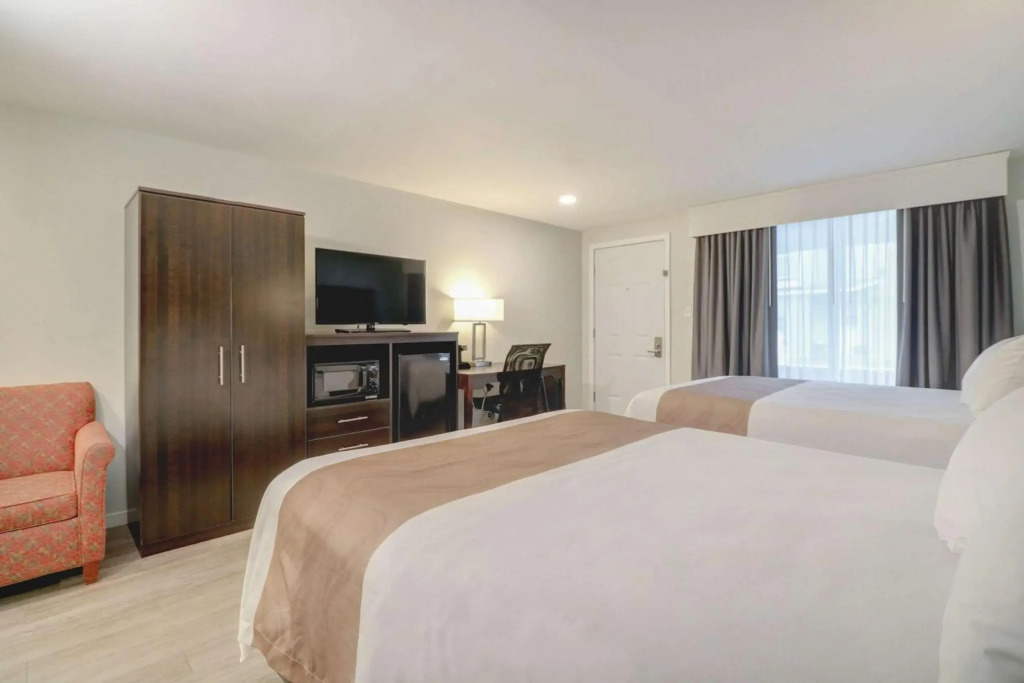 Quality Inn & Suites Lincoln I-93