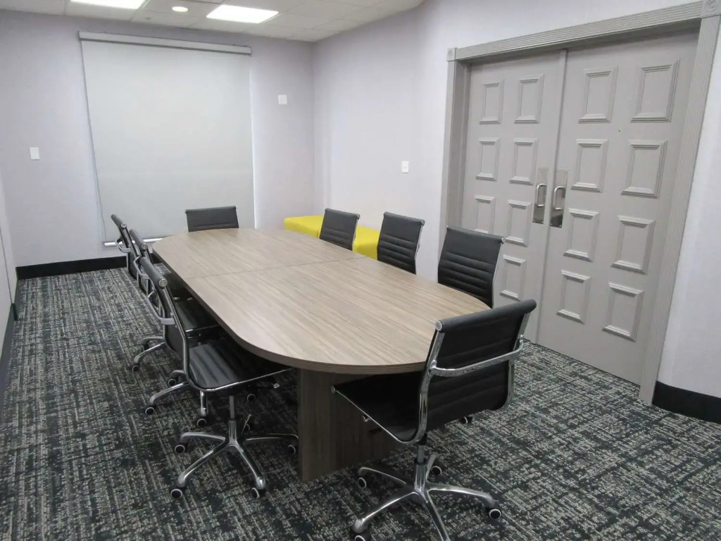 Holiday Inn Express & Suites Oklahoma City Northwest by IHG