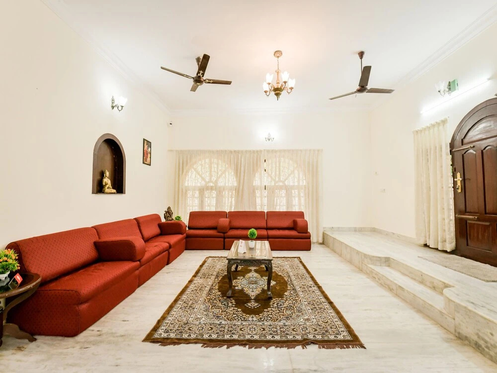 OYO 14145 Home Spacious 4BHK Villa Elamakkara