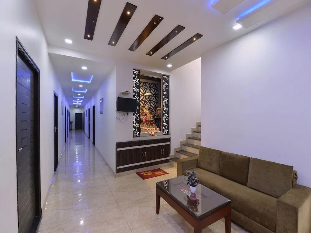OYO 9590 P S Villa