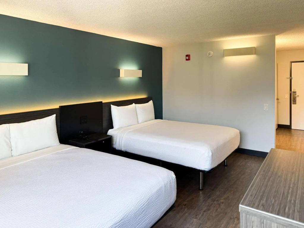 Motel 6-Carson, CA