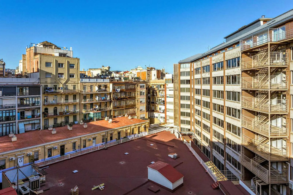 Lovely penthouse 2BR in Eixample - ArtBlue