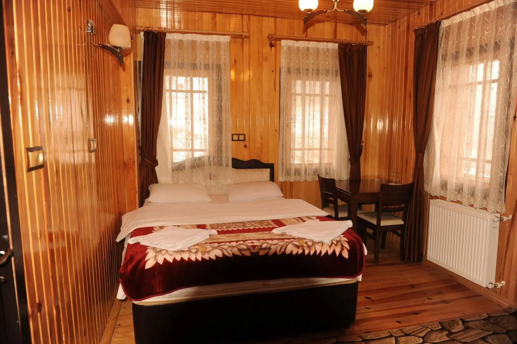 Meric Hotel