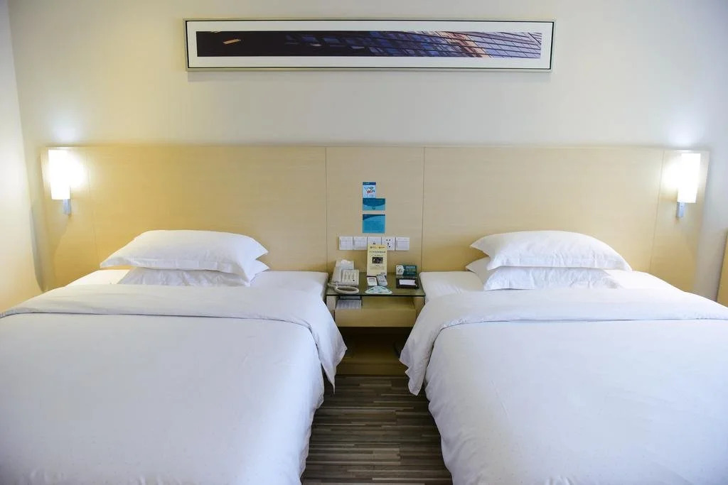 City Comfort Inn Qinzhou Wal-mart