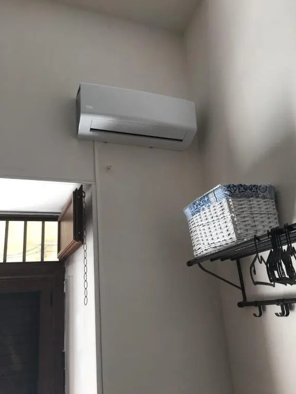 Alice's Apartment