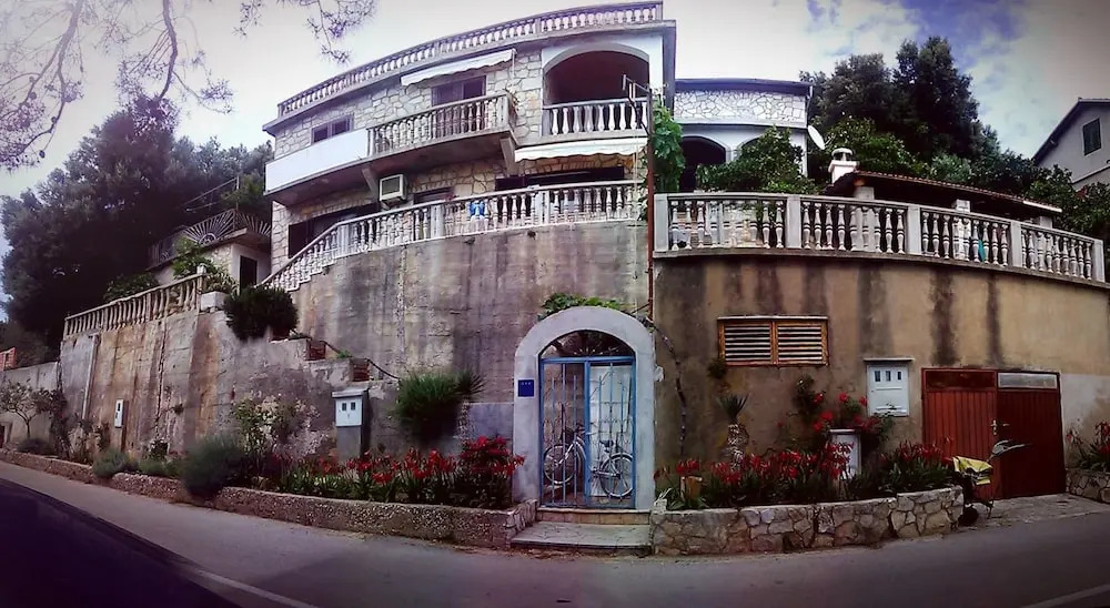 Apartments Mila