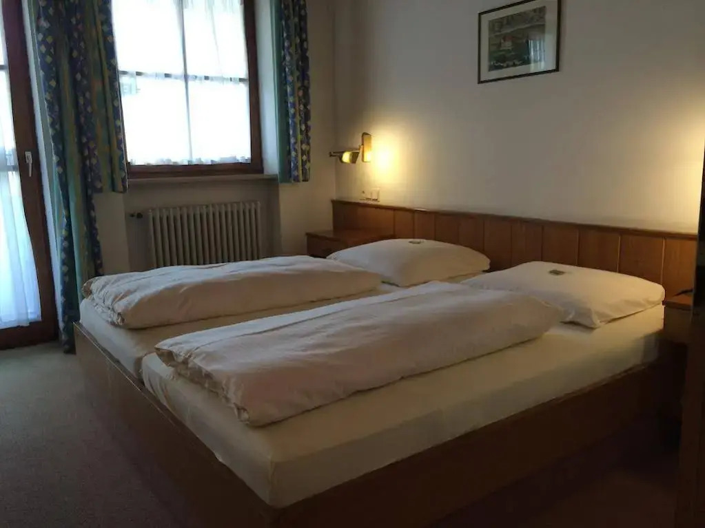 Hotel Neumayr