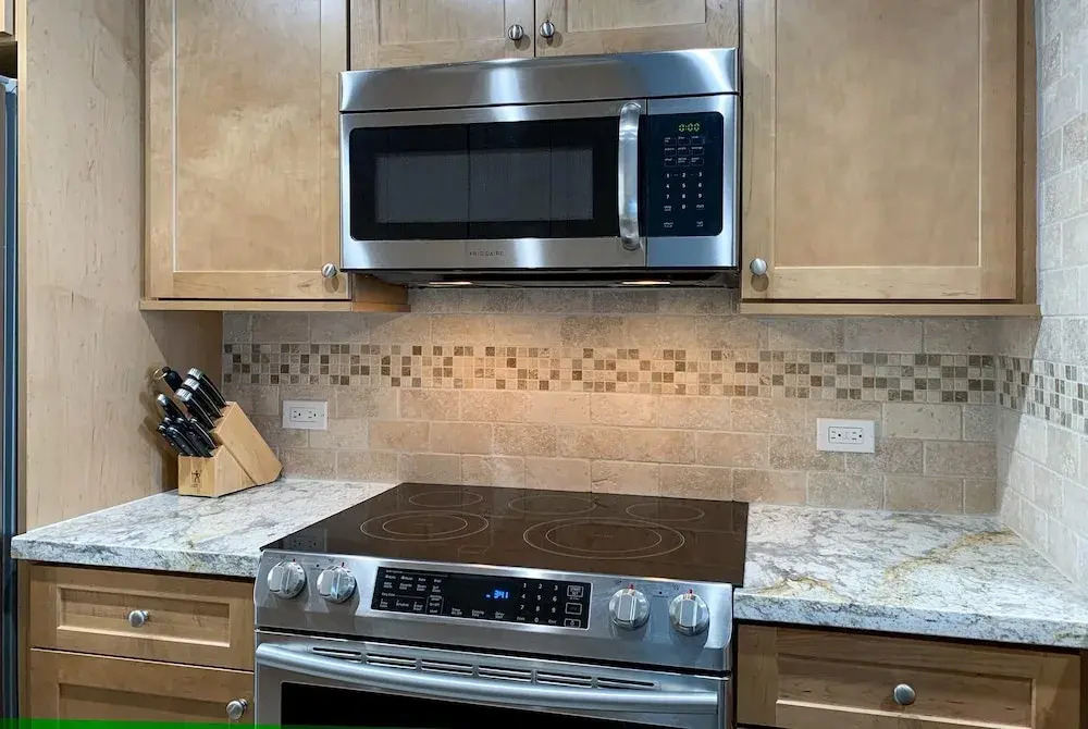 Royal Mauian 309 - Direct Ocean Front, Renovated, Seconds to the Beach, Split AC