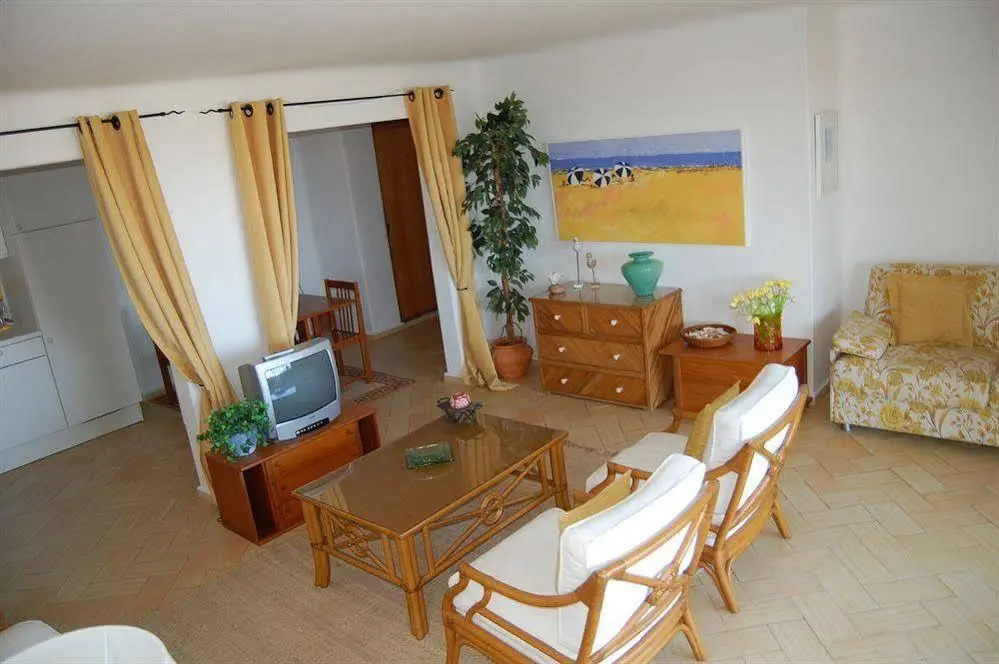 Apartamentos Turísticos Buganvilia