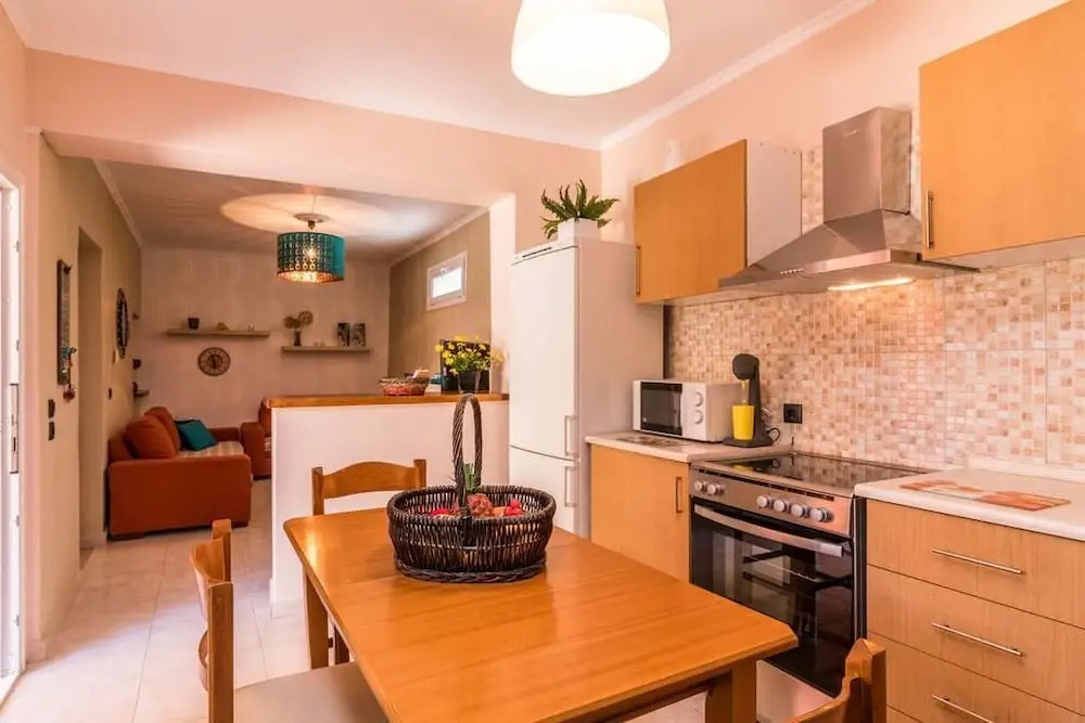Antonela Sunshine Apartment by CorfuEscapes