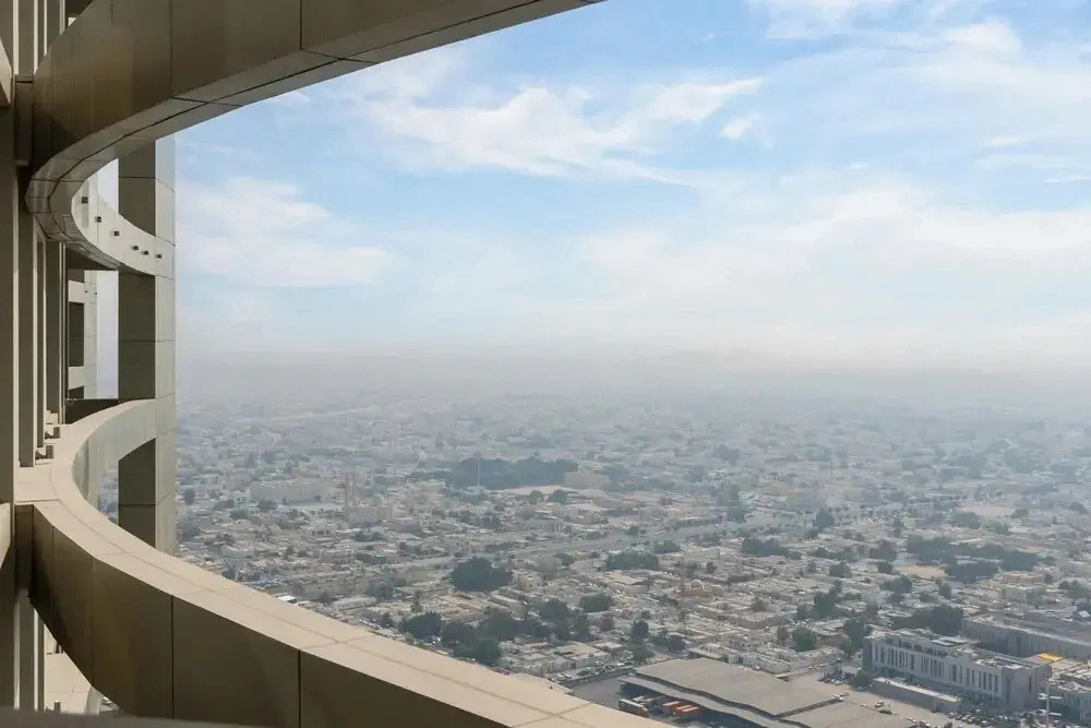 Lux BnB Aykon Tower Skyline Views