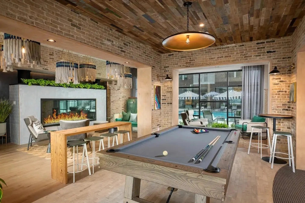 Landing Chic 1BD in Northside