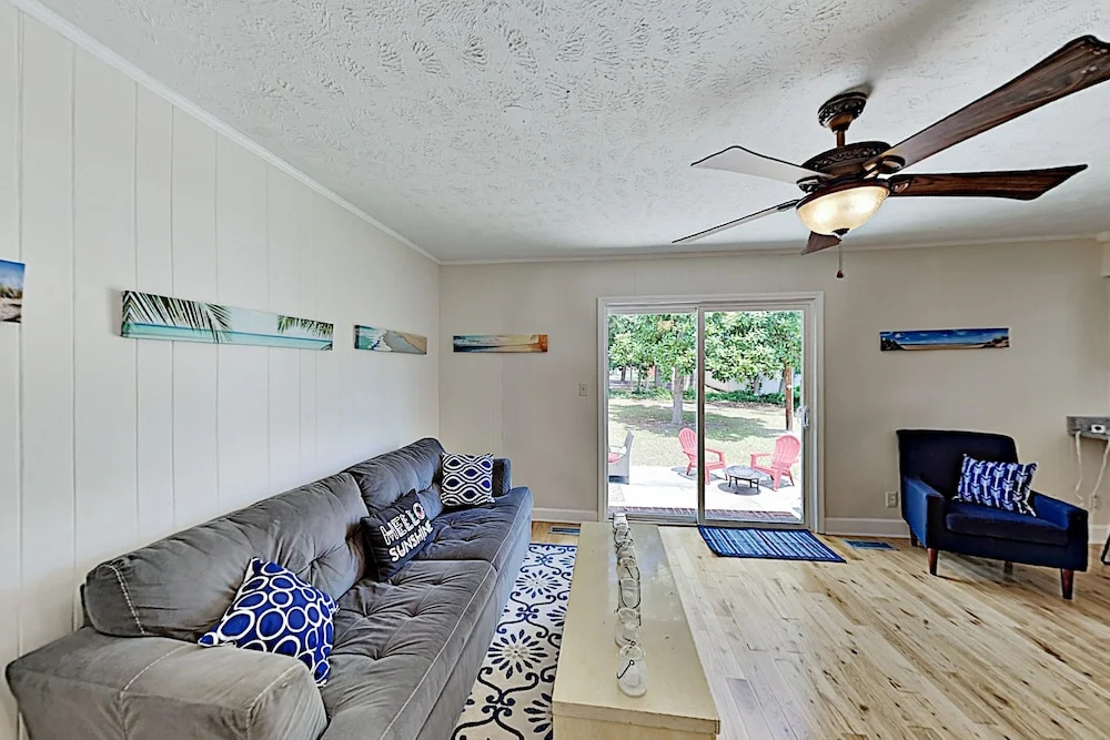 60413ave 3 Bedroom Home