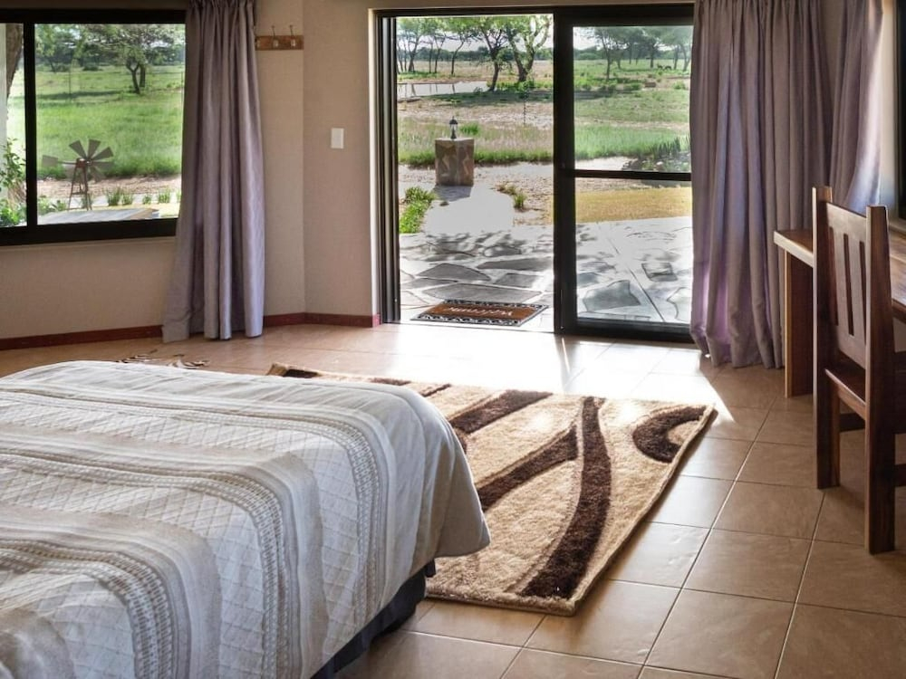 Africa Awaits Lodge