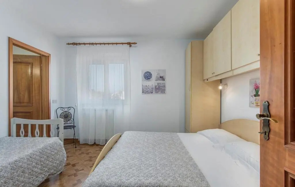 Apartment Complex Orzan Lovrecica
