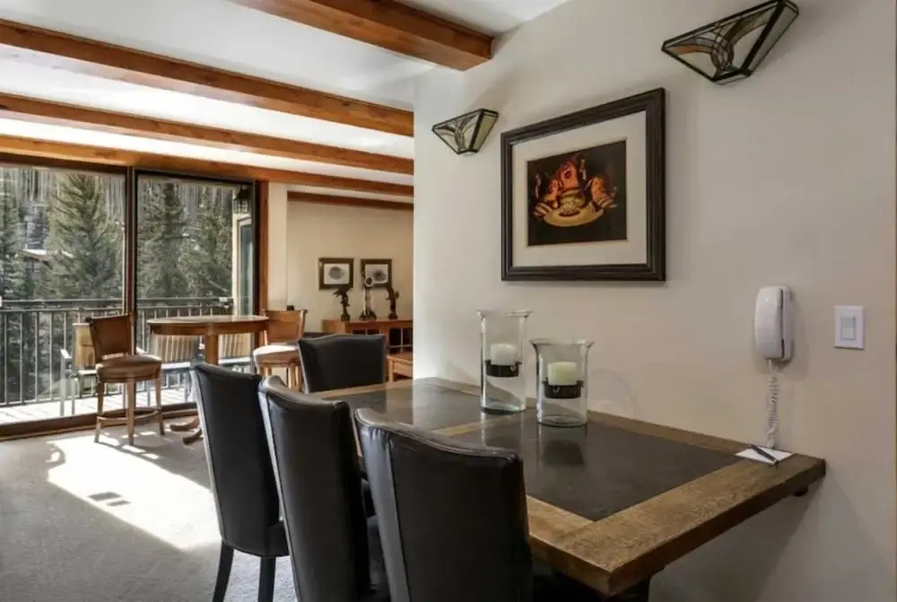 Centrally Located 3 Br In Lionshead Village W Pool, Walk To Lift
