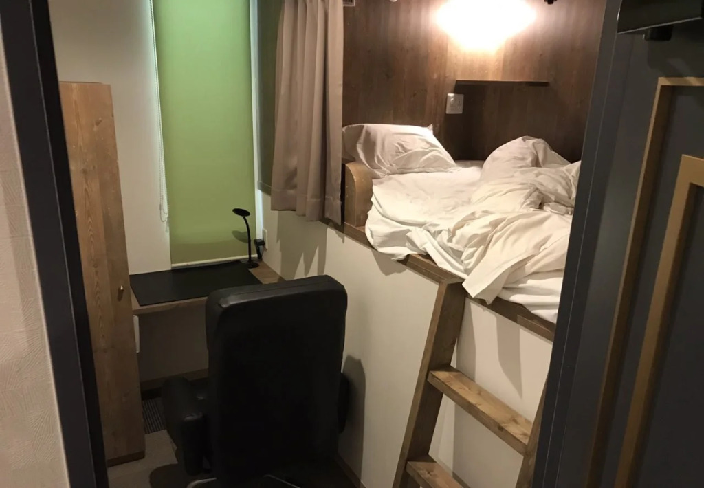 Comics & CapsuleHotel COMICAP Sapporo