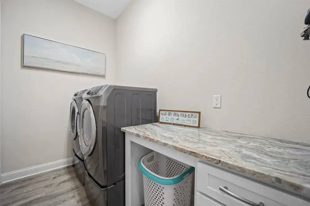5BR Retreat Pool Opt Heated Spa Bikes Views