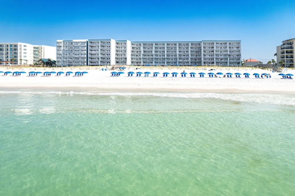 Islander Beach Resort 302 Condo by RedAwning