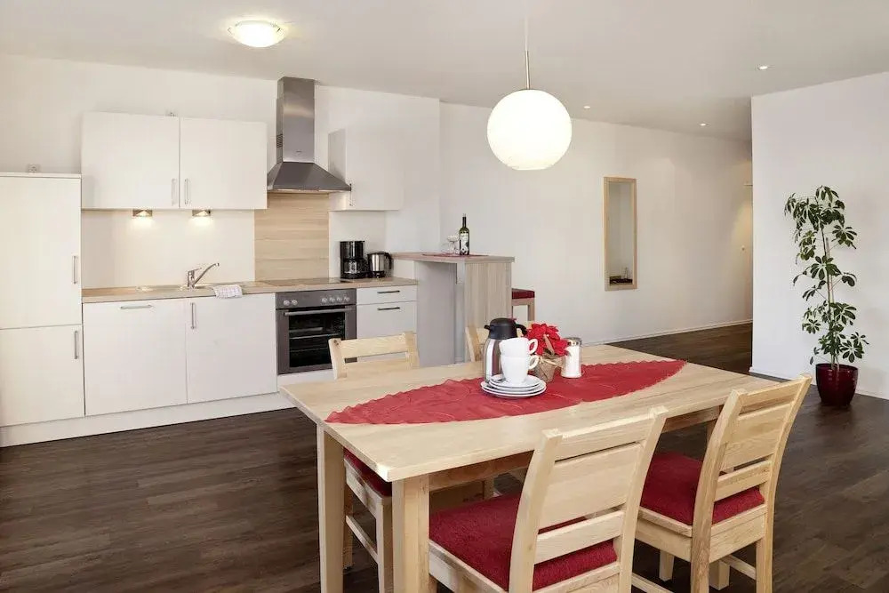 Seehotel und Appartements Schnöller